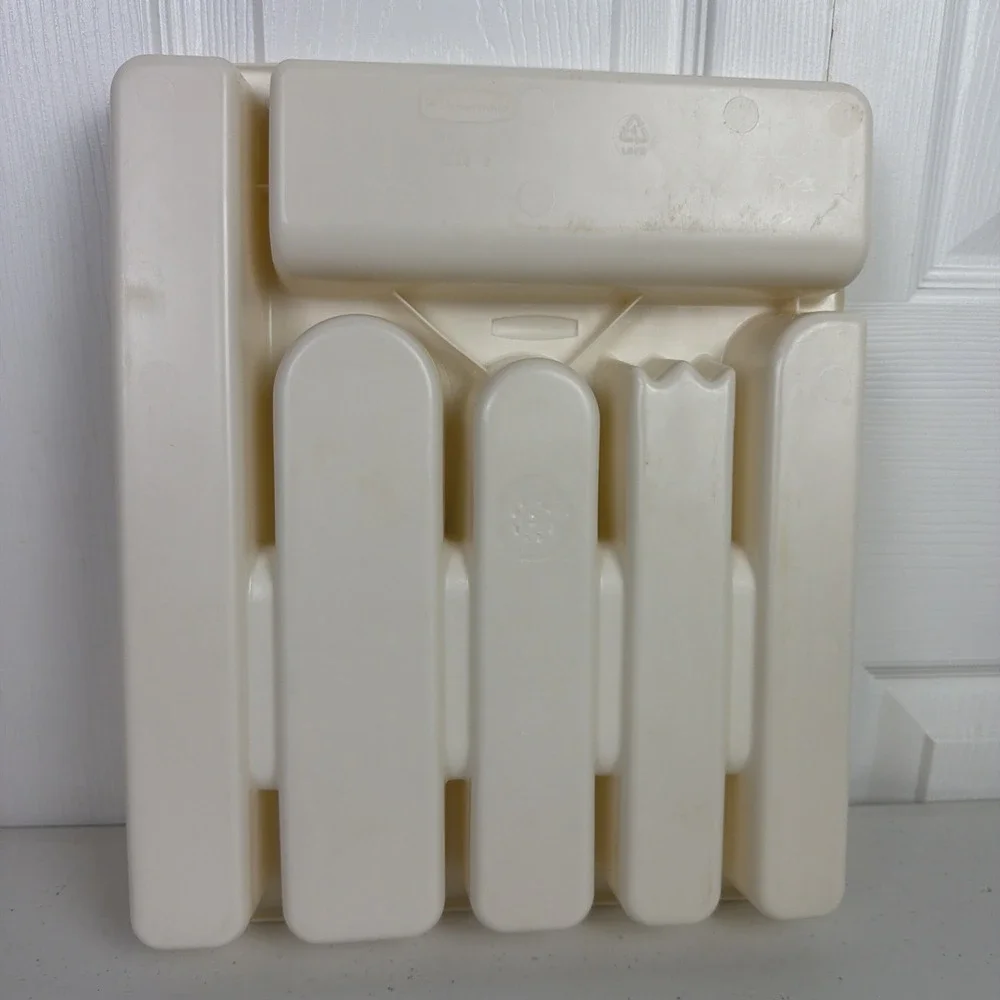 Rubbermaid Cutlery Silverware Holder Tray Ivory Plastic 6 Slot 2925 Vintage